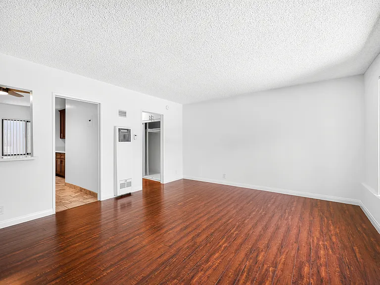 1563 Brockton Ave — Photo 5