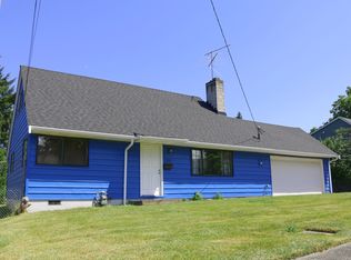 11832 25th Ave S, Seattle, WA 98168