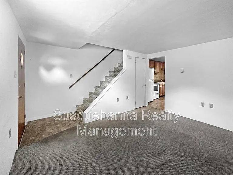 2 Arwin Dr #2 — Photo 6