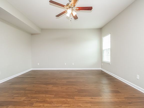 4th image of 2707 Candlewick Ct