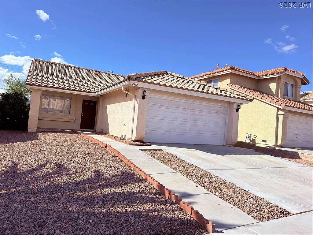 2 bed, 2.0 bath, 1080 sqft, $1,790 — Photo 2