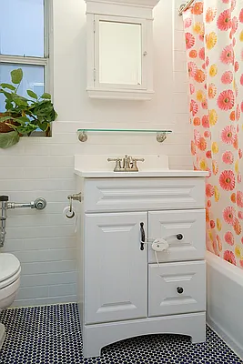 Sold by Brooklyn Real Inc | media 7