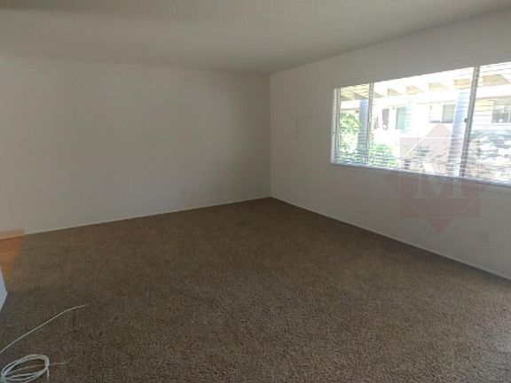 4th image of 301 Verano Dr APT 39