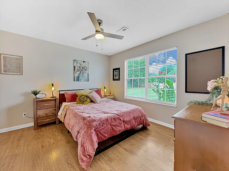 4700 Royal Prince Way — Photo 5