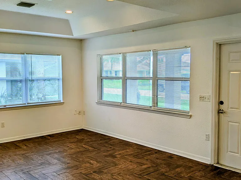 1804 Blue Heron Ln #C — Photo 5