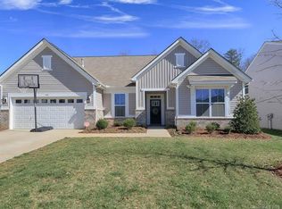 111 Paradise Hills Cir, Mooresville, NC 28115