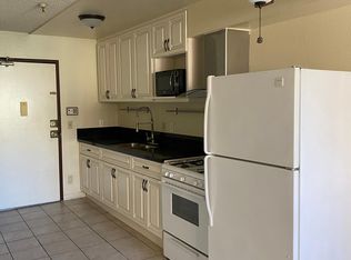 2833 Francis Ave #202, Los Angeles, CA 90005