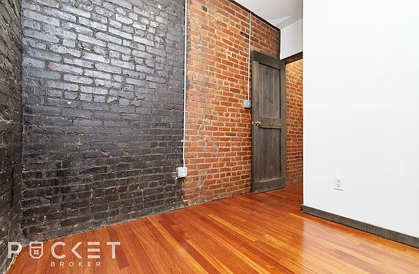 Rented by PocketBroker Inc | media 48