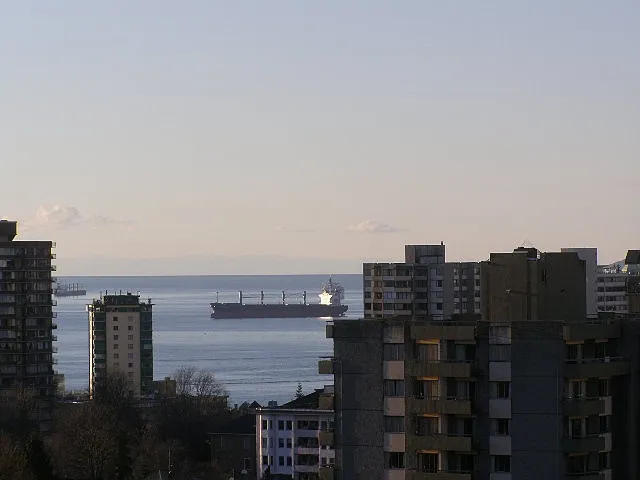 900 Jervis St — Photo 13