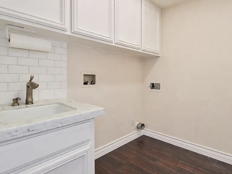 23287 Park Basilico — Photo 26