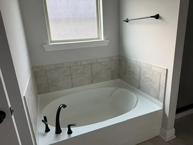 4808 Belmont Dr — Photo 6