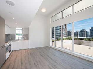 1107 Richards St #1005, Vancouver, BC V6B 0S3