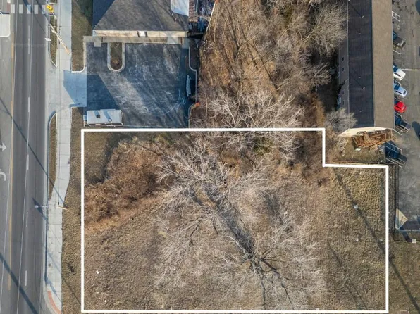 11225 E Us Highway 24, Independence, MO 64054