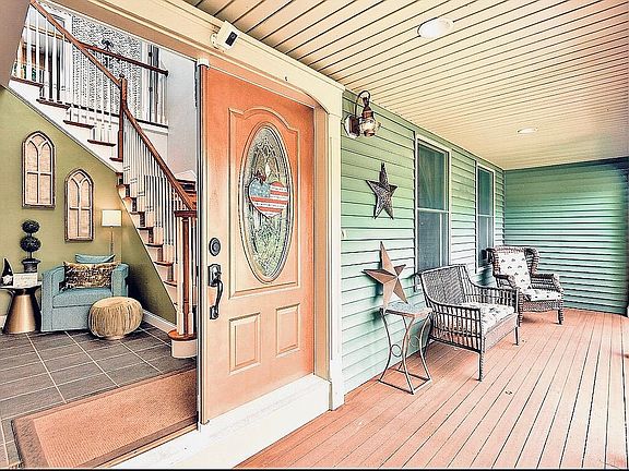 Come on in and Stay a while!