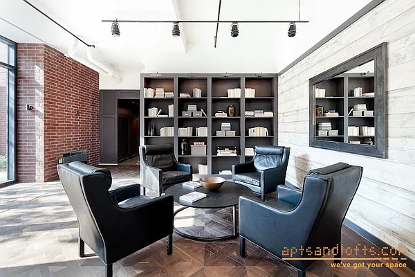 Rented by aptsandlofts.com | media 39