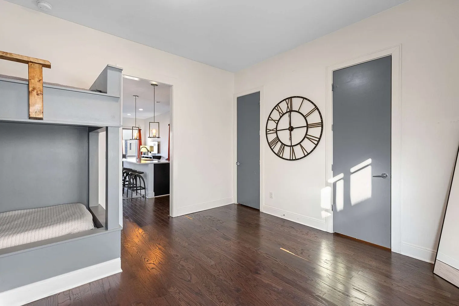 4 bed, 3.0 bath, 1776 sqft, $7,874 — Photo 3