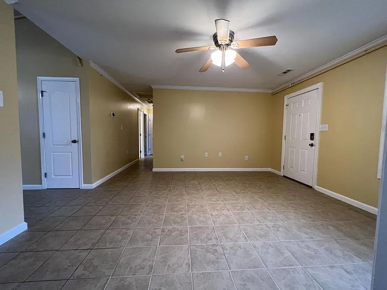 2503 Pittland Ln — Photo 18