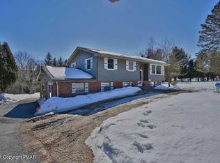 114 Sunny Ln, Saylorsburg, PA 18353