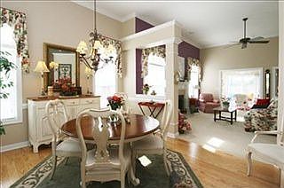4th image of 8820 Tamarisk Cir