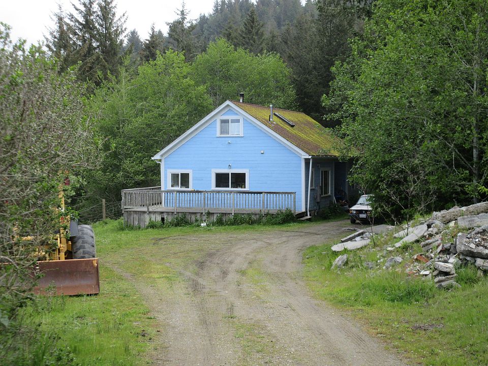 2nd image of 8455 Centerville Rd