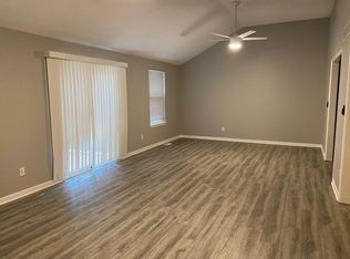 6312 NE 44th St, Kansas City, MO 64117