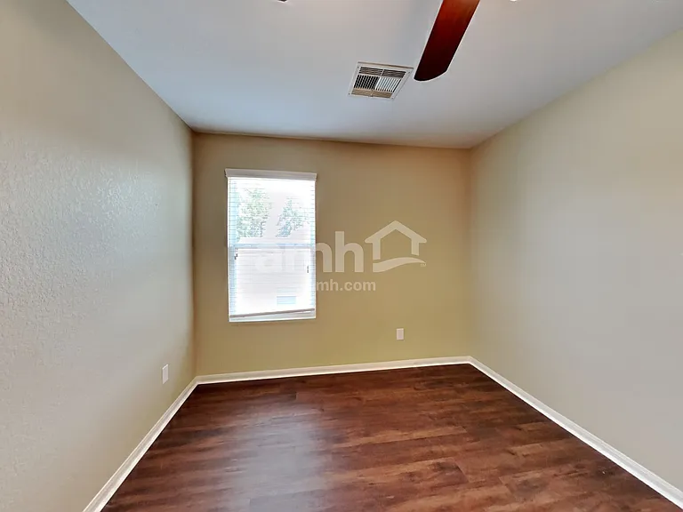 9928 Grebe Dr — Photo 9