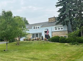 5226 Lewiston Rd, Lewiston, NY 14092