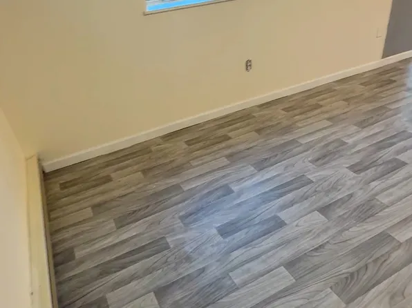50 Cambridge Pl, Catasauqua, PA 18032