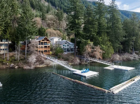 9646 Creekside Dr, Cowichan Valley, BC V0R 3E1