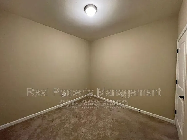 17414 Berkshire Dr — Photo 16