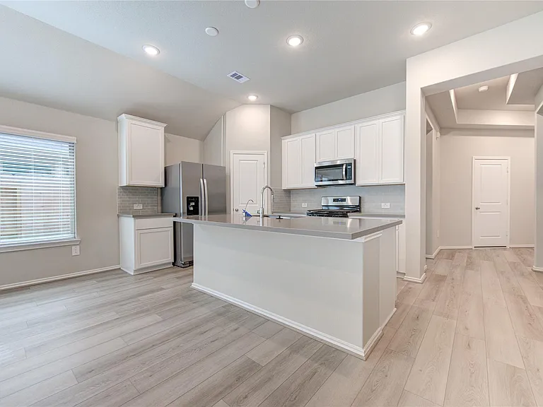 9515 Sierra Crest Ln — Photo 24