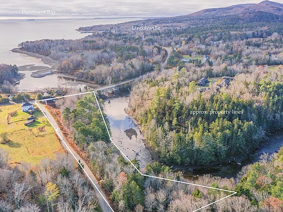 3rd image of 8 S Cobbtown Road