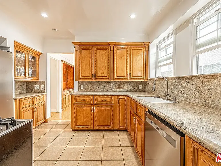 202 1/2 S Arnaz Dr #1/2 — Photo 7