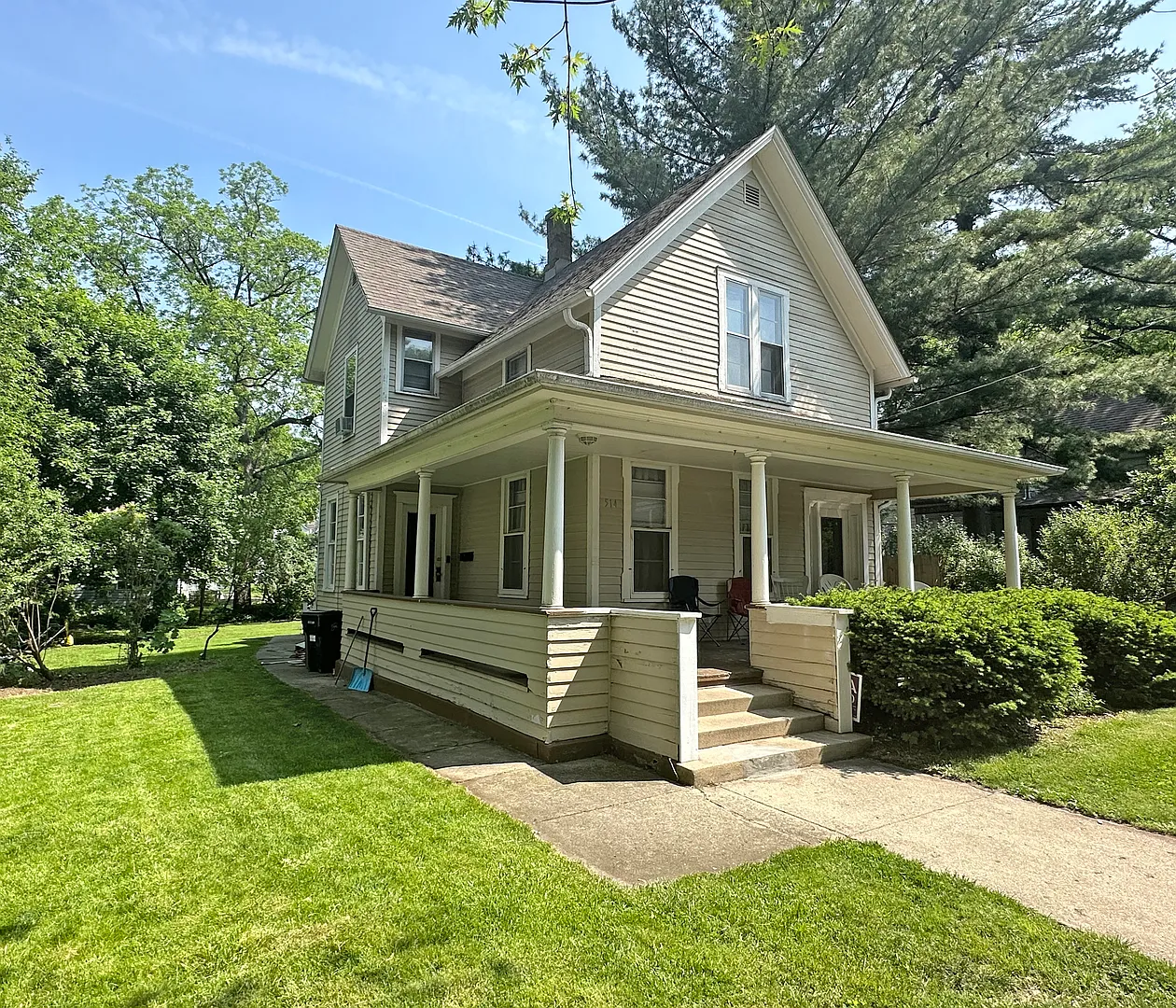 514 Division St photo 1
