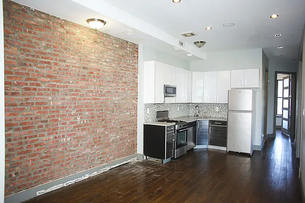 Rented by Brooklyn Group | media 39
