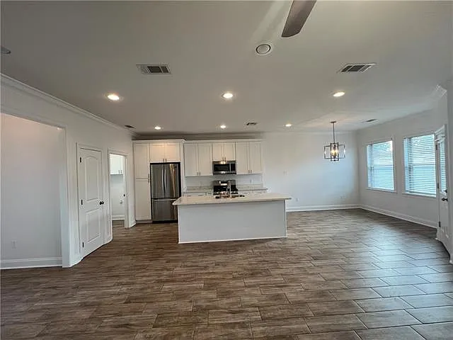 2708 Volpe Dr — Photo 5