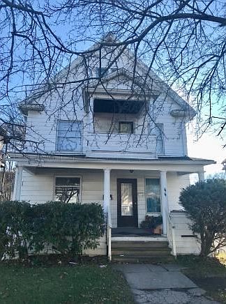 2nd image of 44 Grand Ave