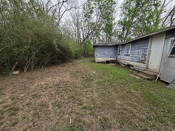 5th image of 9706 Fm 102