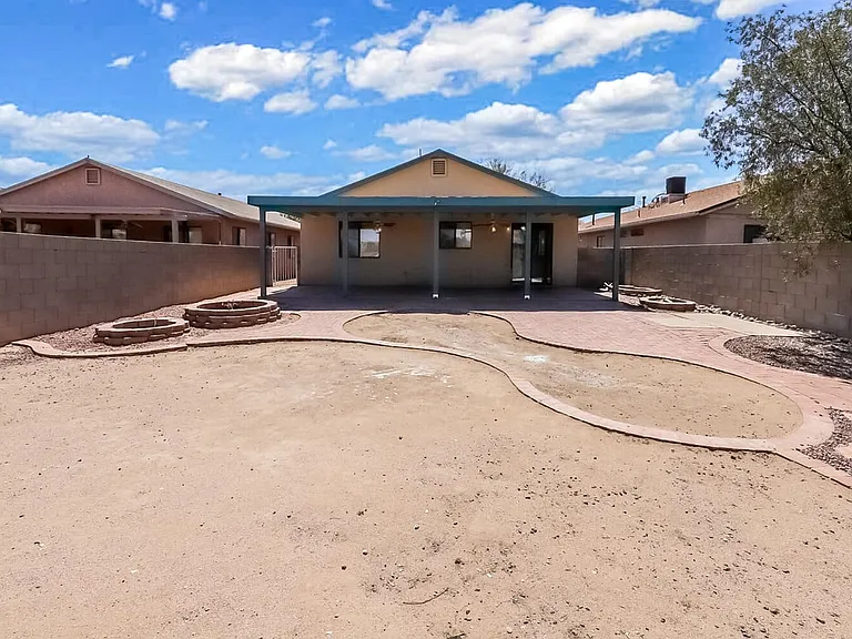1656 W Wood Crest Ct — Photo 15