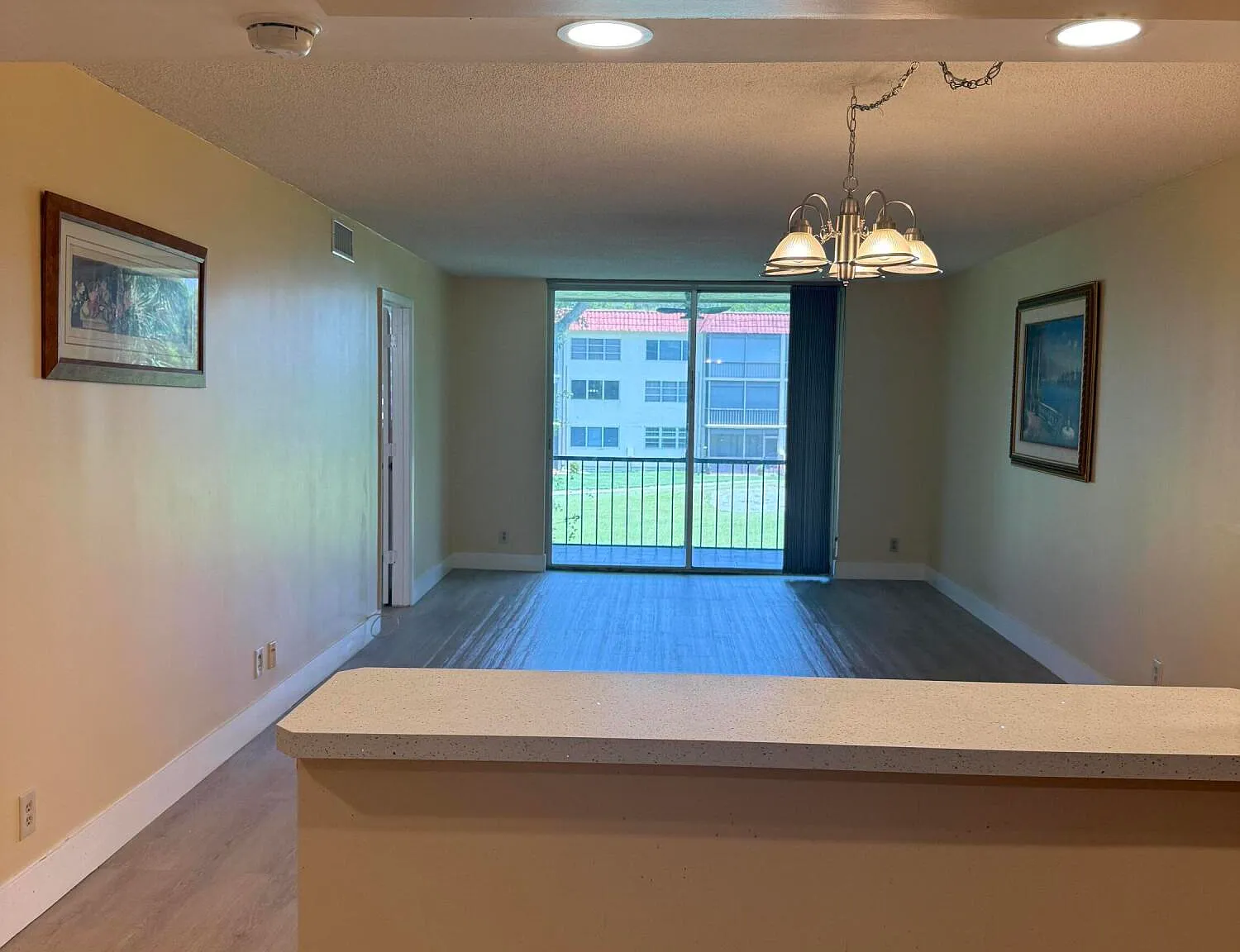 2 bed, 2.0 bath, 1170 sqft, $1,700 — Photo 2