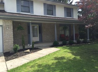 1628 Valley Crest Dr, Columbus, OH 43228
