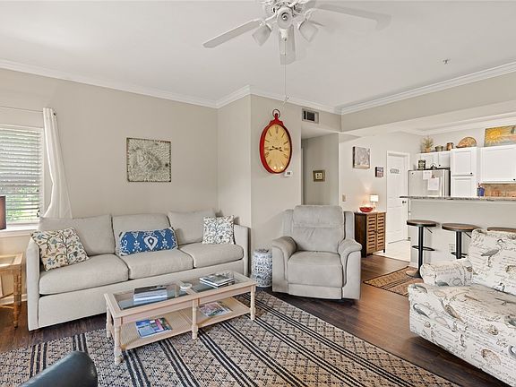 3rd image of 1704 Frederica Rd APT 431