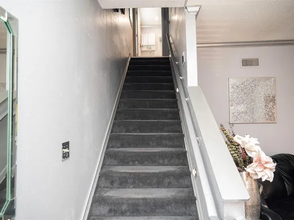 1015 11th St, Galveston, TX 77550