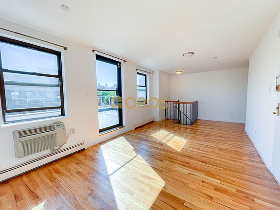 3rd image of 539 E 6th St Penthouse D