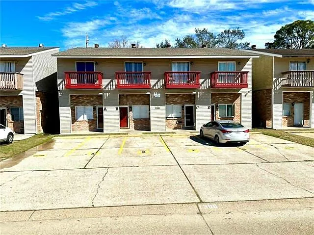 1308 Cartier Dr #B