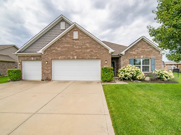 3190 S Courtney Dr, New Palestine, IN 46163