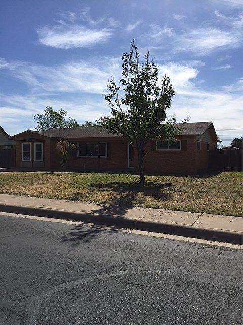 1st image of 204 N Dewberry Dr