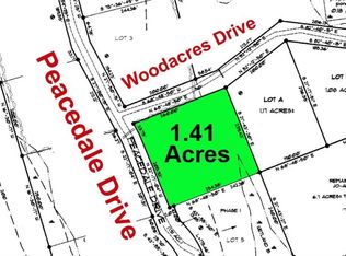 4 Peacedale Dr, Lincolnville, ME 04849