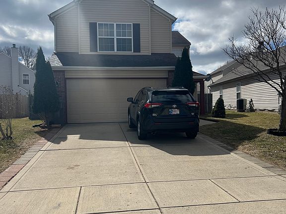2nd image of 203 Village Green Dr