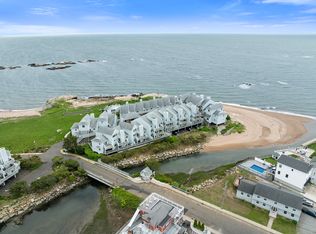 1 Mansfield Grove Rd APT 205, East Haven, CT 06512